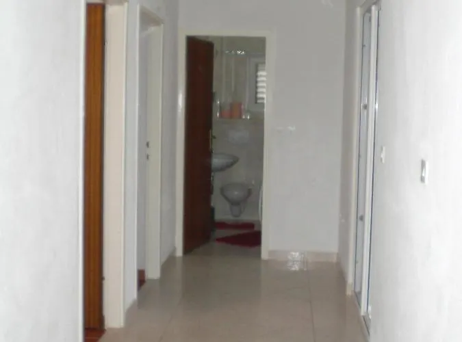 Appartement By The Sea - 15030 *