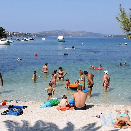 Apartment By The Sea - 15030 Trogir