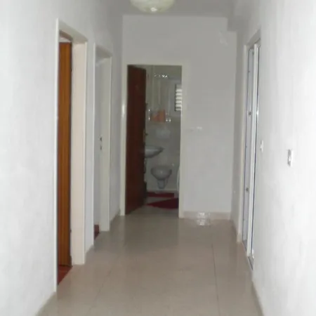 Appartement By The Sea - 15030 *